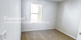 233 West Grover Street Gallery 11