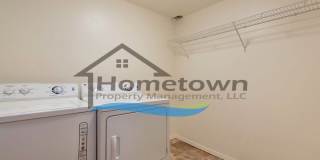 Spacious 4 Bedroom 2 Bath Duplex Unit in Hayden Gallery 18