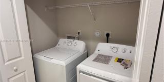 585 NW 11th Ave Gallery 4