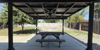 A Charming 3bd/2ba Sacramento House with Fenced Backyard Gallery 31