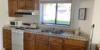 Cozy 2 Bedroom Lower Apartment - Utilities Included Gallery 1