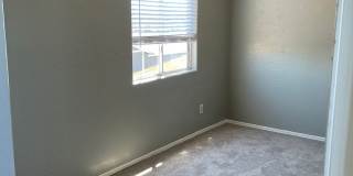 FREE RENT INTERESTED  3BR  1 BATH  SINGLE FAMILY HOME  BACK UNIT Gallery 7