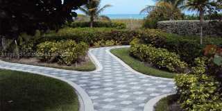 8877 Collins Ave Gallery 22