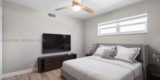 811 S Hollybrook Dr Gallery 26