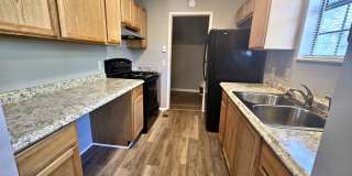 3/1 on Spacious Corner Lot! Gallery 3
