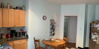 4beds 1.5bath in Somerville is available in 9/1 Gallery 3