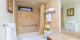 229 Paoakalani Avenue - 1Unit 2102Waikiki Sunset Gallery 9