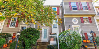 1679 FIELDTHORN Drive Gallery 1
