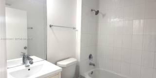 14020 NE 3rd Ct Gallery 4