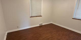 2 bedroom Single House in Denver, Montclair neighborhood Gallery 5