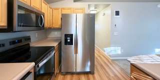 573 Hanover St Gallery 6