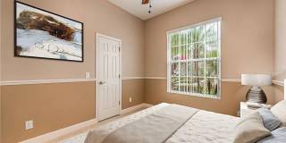 Captivating 4 Bedroom, 2 bath Pool/Lake home Gallery 29