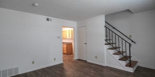 Eleven Oaks Gallery 6