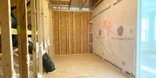 5 Bedroom, 3.5 Bathroom Home w/ Office and 2 Car Garage Gallery 40