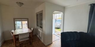 DUAL OPPORTUNITY!! 3 BEDROOM HOME + SEPARATE GUEST QUARTERS -FURNISHED OR UNFURNISHED DUAL OPPORTUNITY!! 3 BEDROOM HOME + SEPARATE GUEST QUARTERS -FURNISHED OR UNFURNISHED Gallery 7