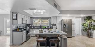 4716 W CHRISTY Drive Gallery 3