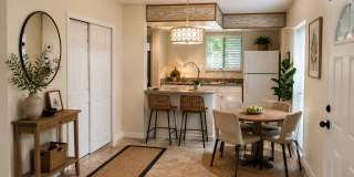 For Rent – Beautiful 2 Bedroom / 1 Bathroom Condo with Attached Garage ! Gallery 7