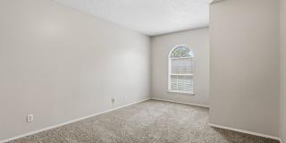 2 Bedroom Townhome with Refrigerated Air Gallery 16