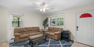 Southside Savannah Gem – 4BR Home in Windsor Forest with Sunroom & Patio Gallery 10