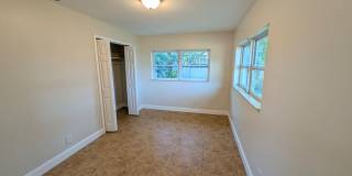 Spacious 3BR Rental with Outdoor Living Space Gallery 28