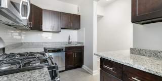 1110 West Glenlake Ave. Gallery 7