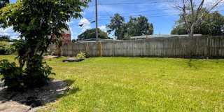 Stylish Seminole Condo with Private Garage in Chateaux de Bardmoor 55+ Community - AVAILABLE JUNE 1ST Gallery 15