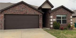 522 Vee  ST Gallery 1