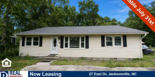 Charming 3 BD/2 BA Home Just 2 Miles from Camp Lejeune Main Gate Gallery 1