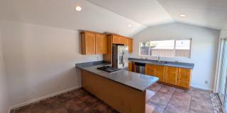 San Lorenzo Home w/ Hardwood, Central Heating & Modern Updates San Lorenzo Home w/ Hardwood, Central Heating & Modern Updates Gallery 6