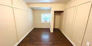 *MOVE IN SPECIAL* Pet-Friendly 2-Bedroom House with Large Fenced Backyard! Gallery 14