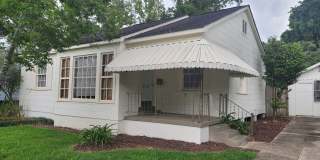 Pet Friendly 3 Bedroom Cottage in Southdowns Gallery 1