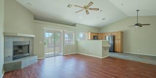 Beautiful Home on Green Belt in Palo Verde Meadows Beautiful Home on Green Belt in Palo Verde Meadows Gallery 3