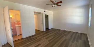 Charming 2-bedroom, 1.5-bath in Savannah, GA, Available now! Gallery 19