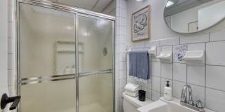 29 Hoppin Avenue Gallery 12