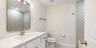 95 West Towne Place Gallery 7