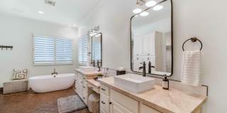 Rates Vary: $19,995 - $29,995 Gallery 18