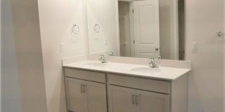 Beautiful Newer Home!! Gallery 18