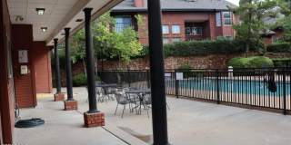 31 STRATFORD HALL Circle Gallery 55