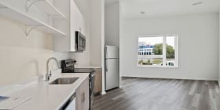 River House Apartments Gallery 11