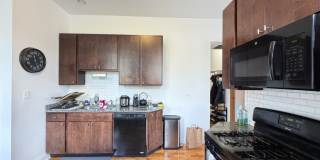 1714 Sunnyside Gallery 4