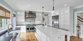 320 New York Boulevard Gallery 28