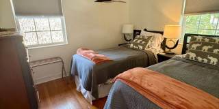 Fully furnished 1/1 Apartment Old NE Gallery 20