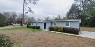 RENOVATED 3/2 w/ Den, Granite Counters, Stainless Appliances, Washer/Dryer, & Plank Vinyl Floors! Furnished or Unfurnished, Inc Lawn Maint! Avail NOW for $1775/month! Gallery 24