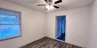 208 N 36th Street Gallery 10