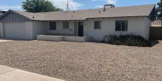 Updated 3-bed, 2-bath single-family home in a convenient Scottsdale location! Updated 3-bed, 2-bath single-family home in a convenient Scottsdale location! Gallery 3