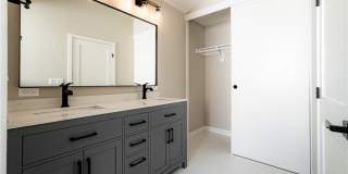 17552 Wayne Gallery 22