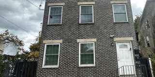 2040-42 Haines Street Gallery 1