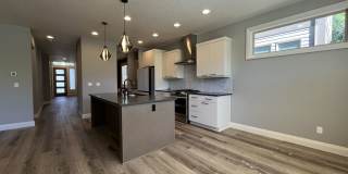 Elegant South Cooper Mountain Home with 4 Bedrooms, Bonus Room, Main-Level Suite & Designer Finishes Gallery 19