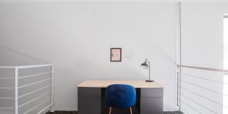 145 N Jackson St Gallery 26