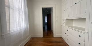 2245 Larkin Gallery 5